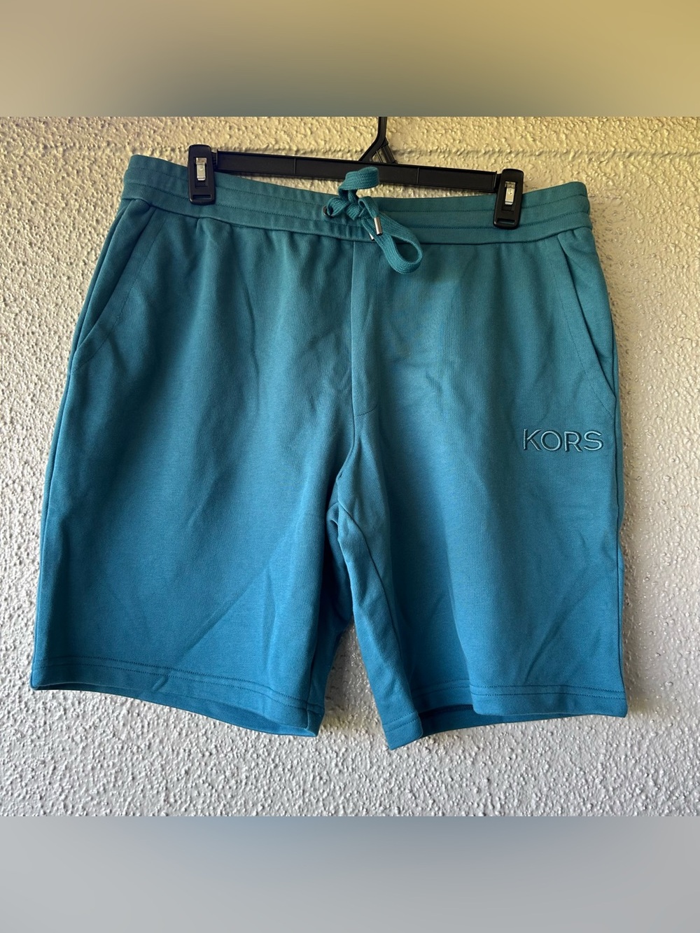 MICHAEL KORS Men's Essential Fleece Shorts 
Teal Drawstring Shorts XL NWT
